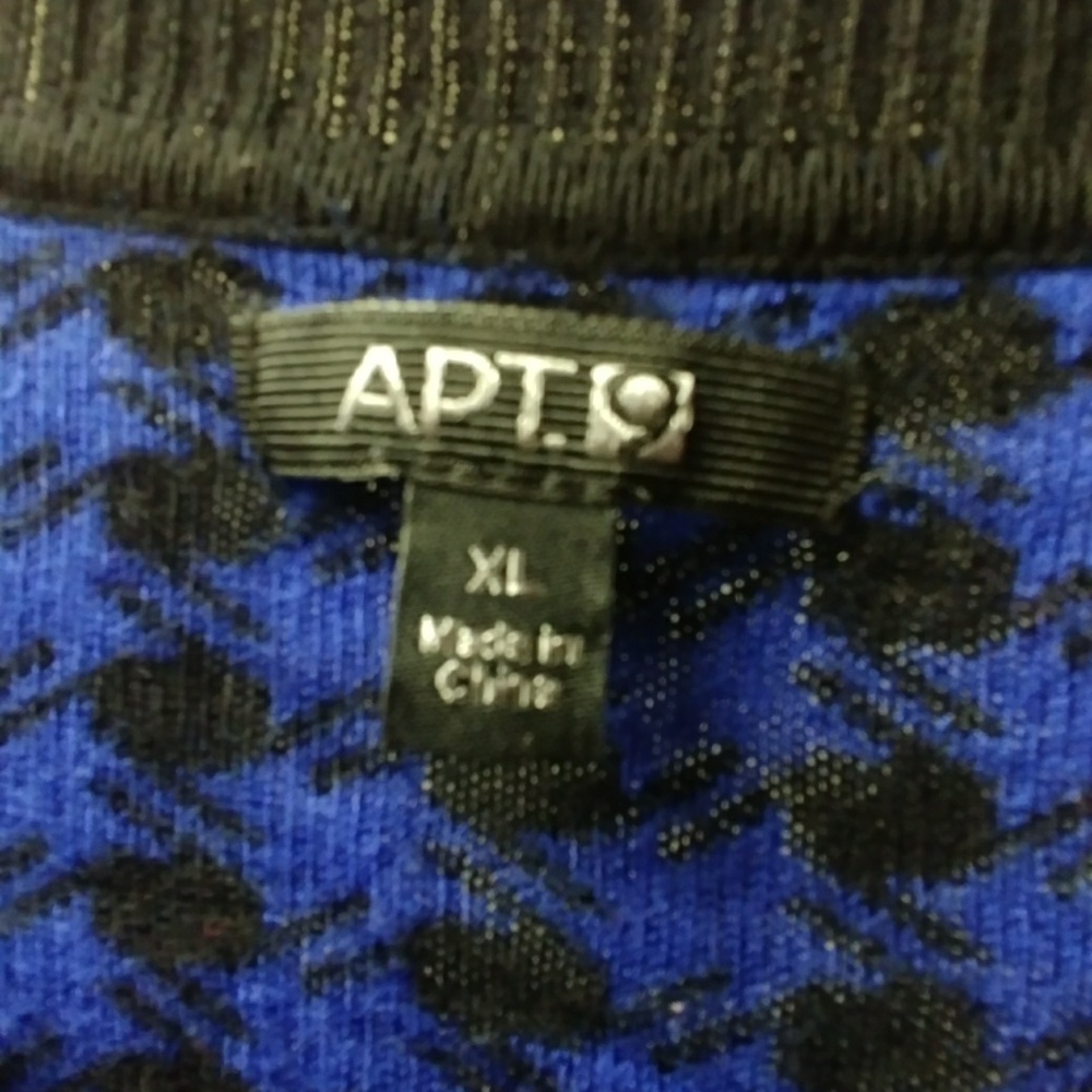 Sweater - Picture 3 of 3